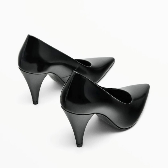 Massimo Dutti STUDIO | Pointed Toe Architectural Heel Pumps | 90s Minimalism - Picture 4 of 13